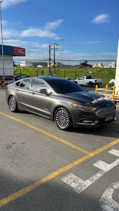 FORD FUSION 2.0 TITANIUM 16V HÍBRIDO 4P AUTOMÁTICO